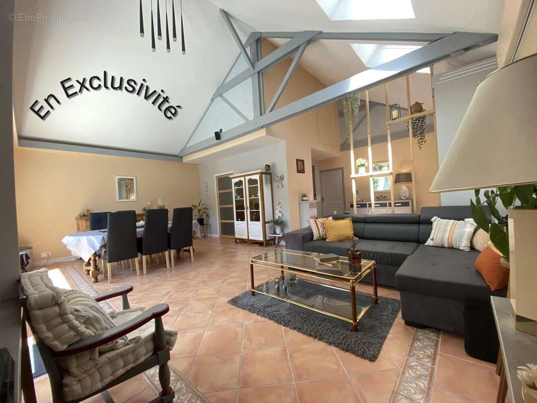 Maison à SAINT-NOLFF