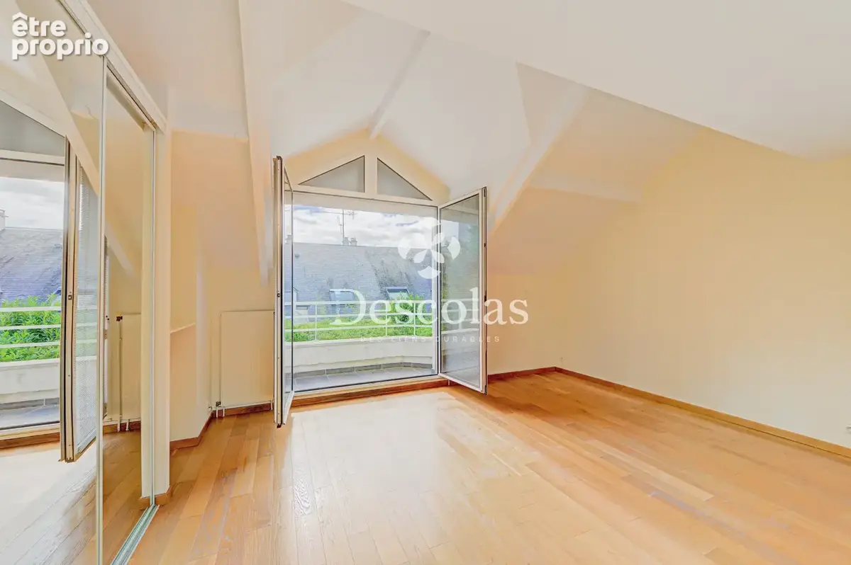 SAINT-GERMAIN-EN-LAYE Plateau - Maison familiale 181 m2 plein sud avec jardin - photo 20