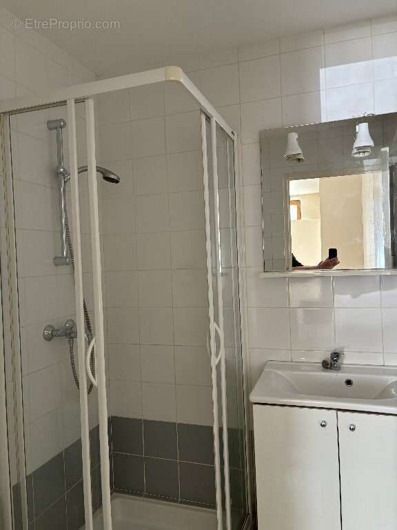 Appartement à MOULINS-ENGILBERT