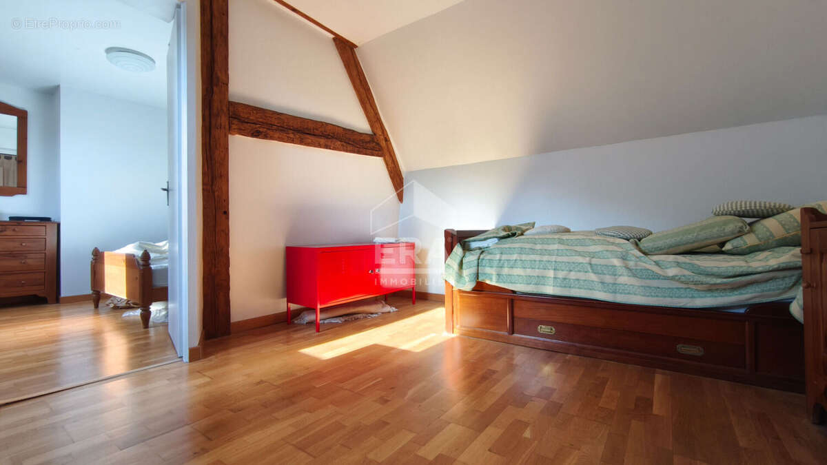 Maison à LA LOUPE