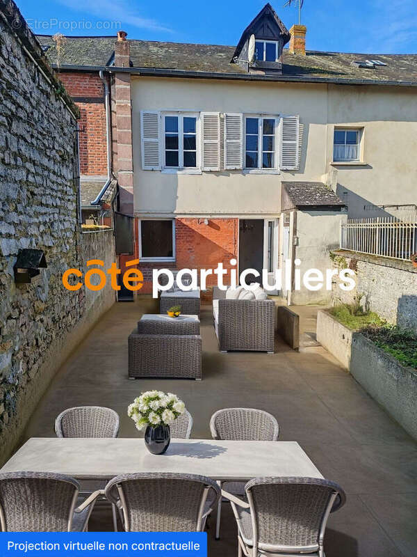 Maison à BEUVRON-EN-AUGE