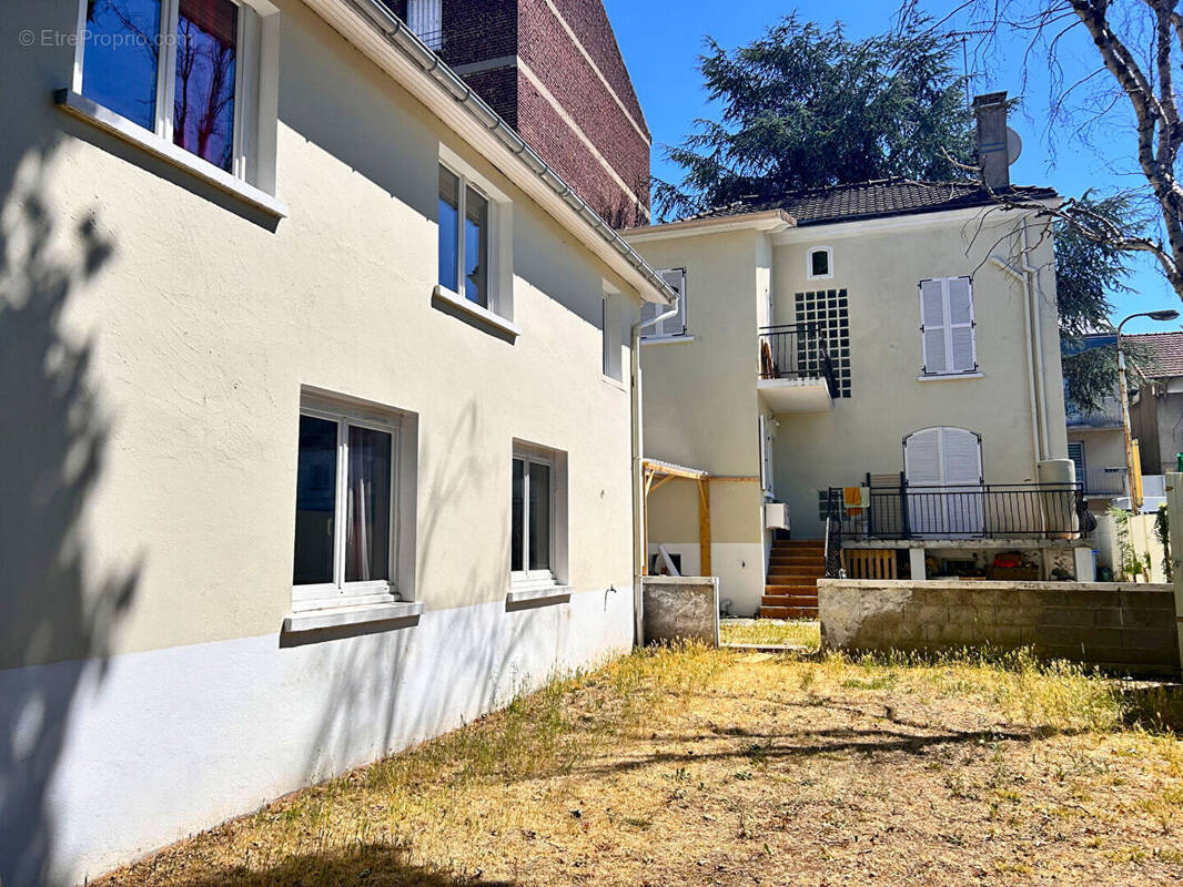 Maison à AULNAY-SOUS-BOIS