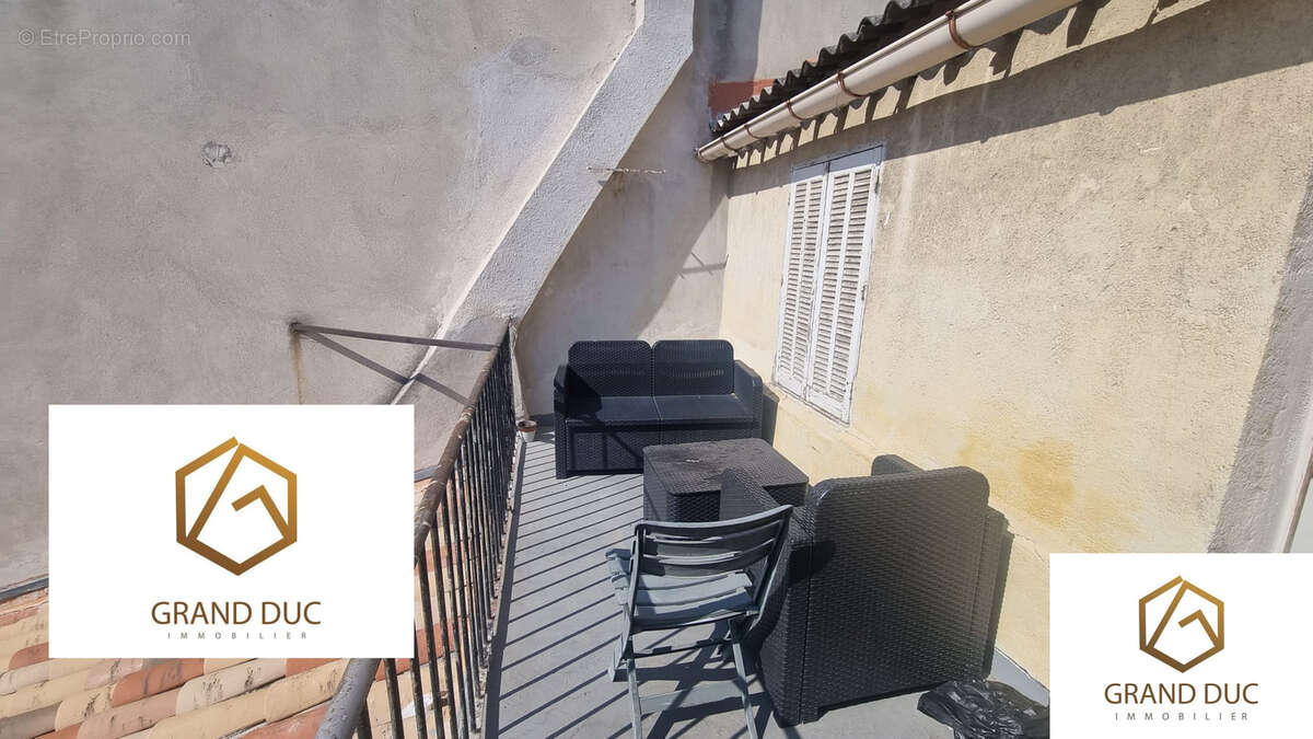 Appartement à MARSEILLE-2E