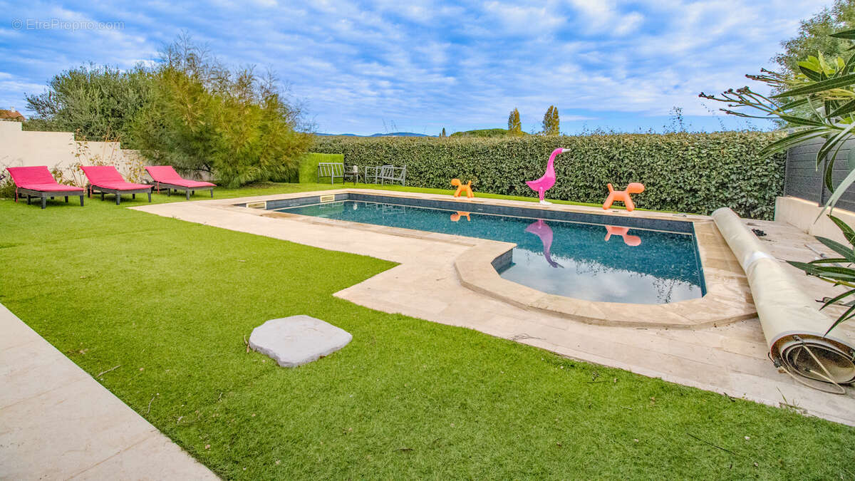 Maison à LA LONDE-LES-MAURES