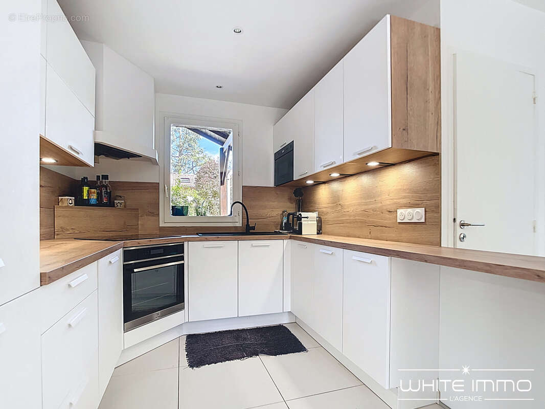 Maison à FRANCHEVILLE