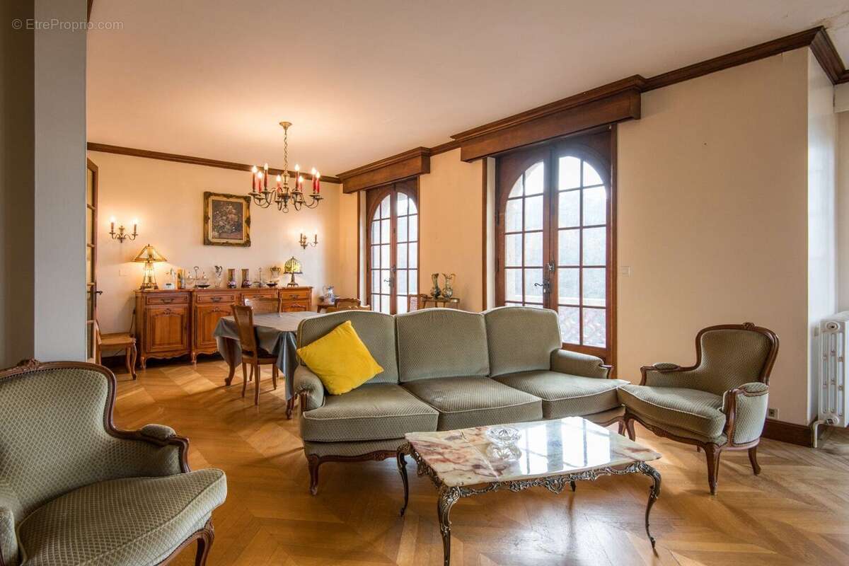 Exlusivité:Maison familiale au coeur  d'un village Corrézien, proche Brive - photo 6