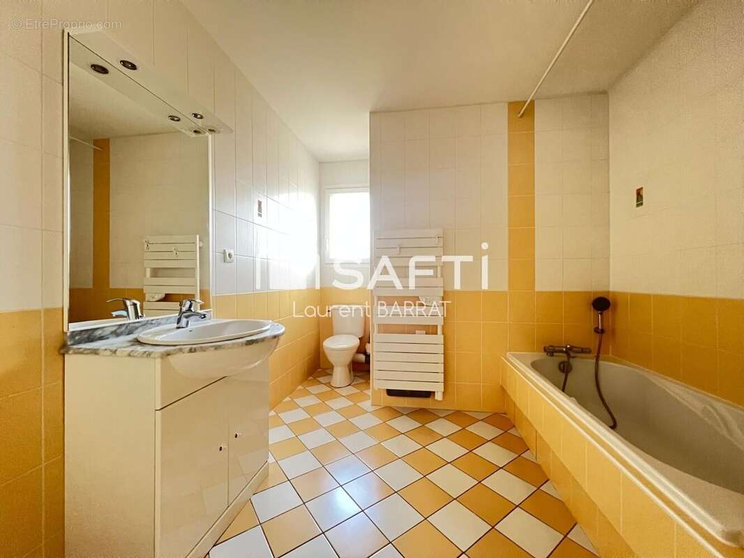 Photo 9 - Maison à LE BREUIL-SUR-COUZE