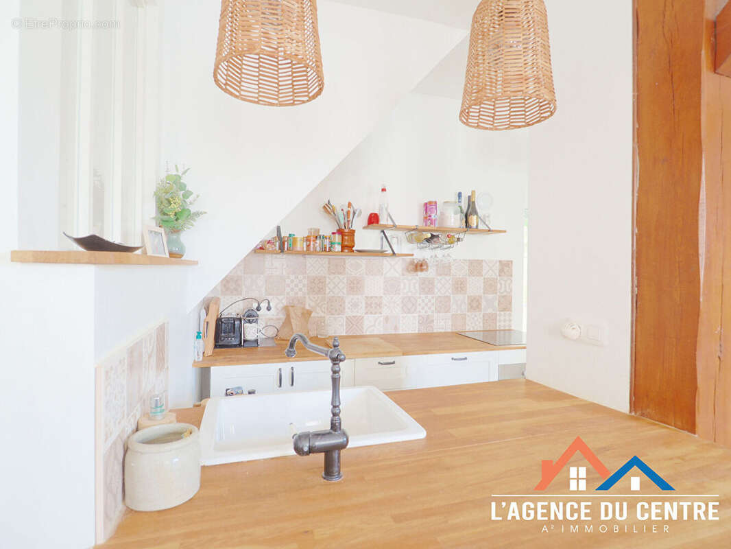 Maison à CHANTELOUP-LES-VIGNES