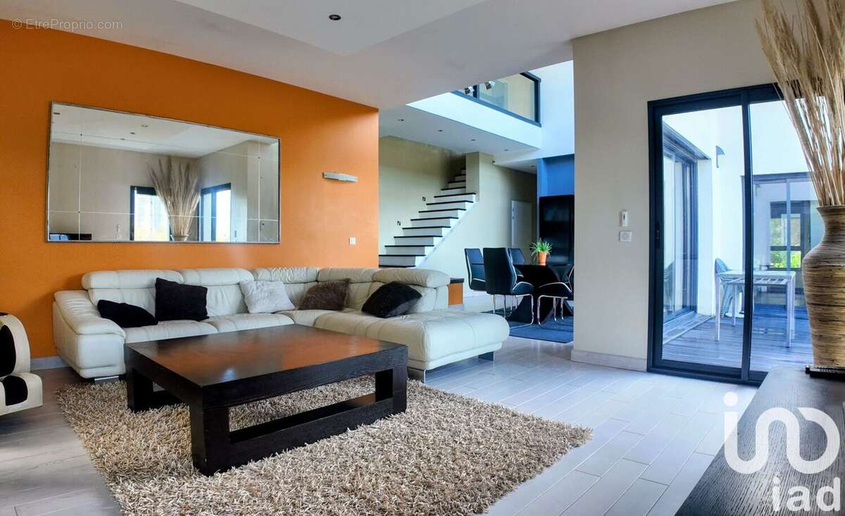 Photo 4 - Maison à SAINT-ETIENNE