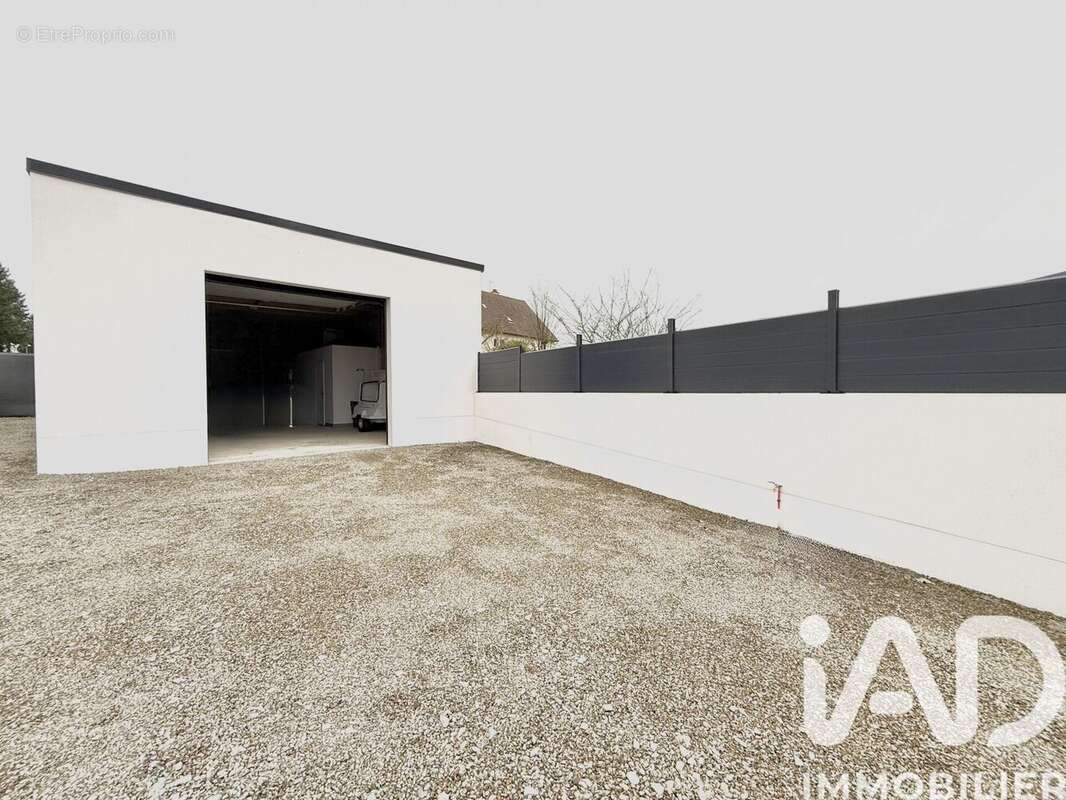 Photo 8 - Maison à BONCHAMP-LES-LAVAL