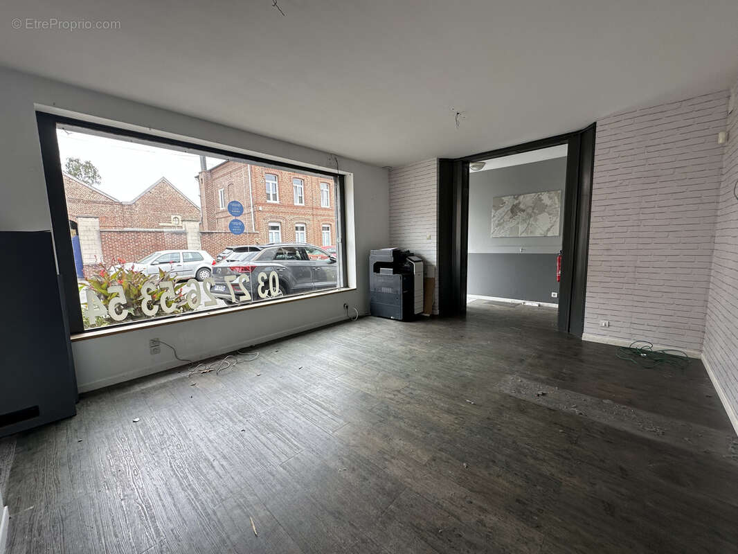Local commercial 42m2 à Onnaing 59264 - photo 5