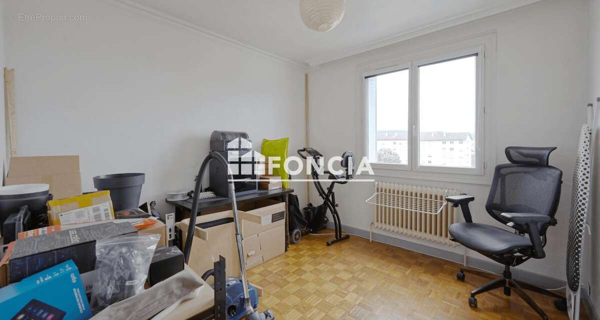 Appartement à BOURGOIN-JALLIEU