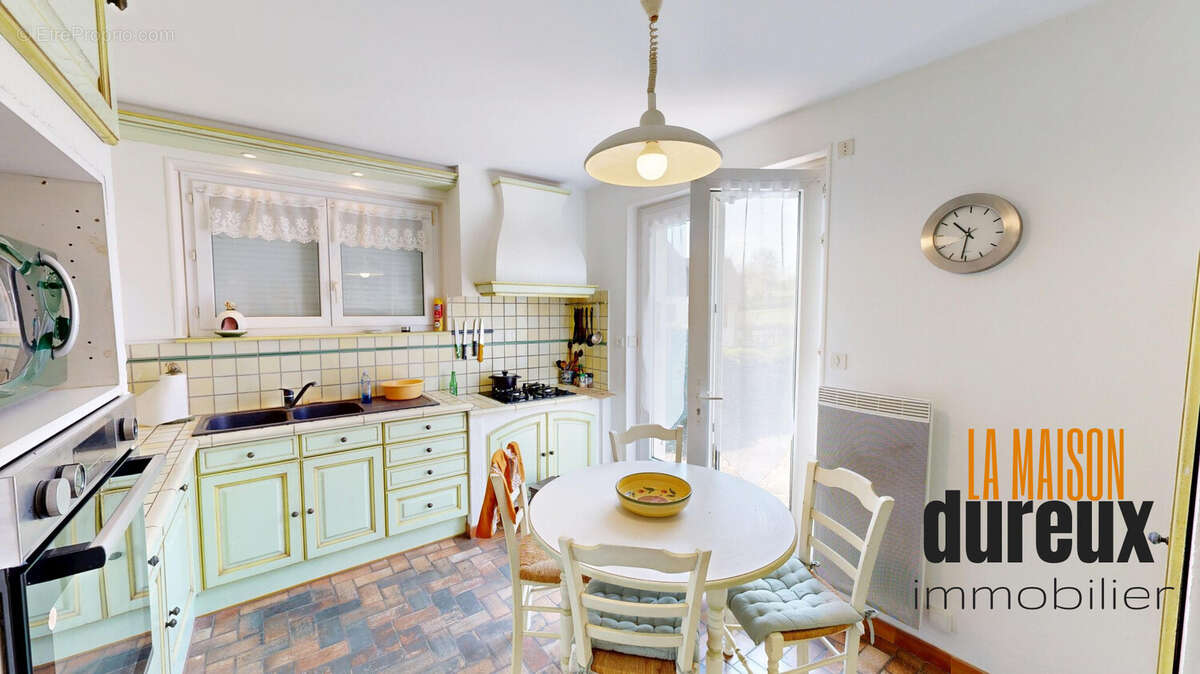 Maison à ARC-LES-GRAY