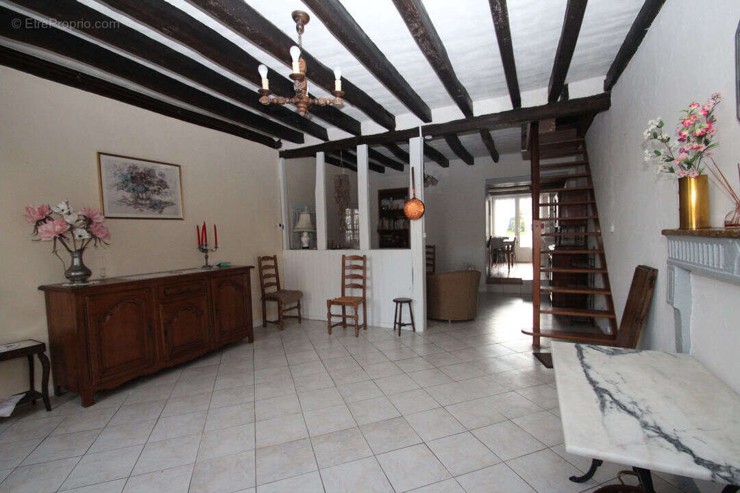 Maison à DECIZE
