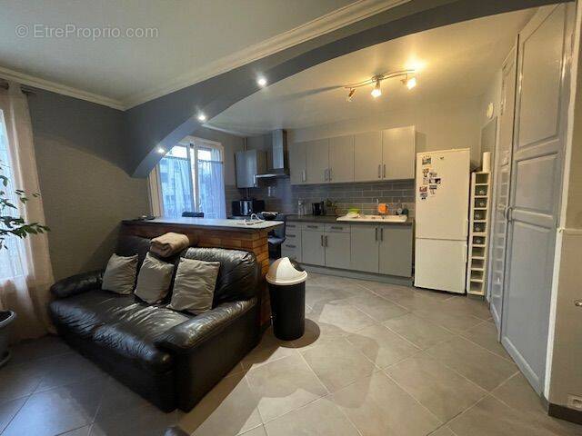 Appartement à LES ULIS