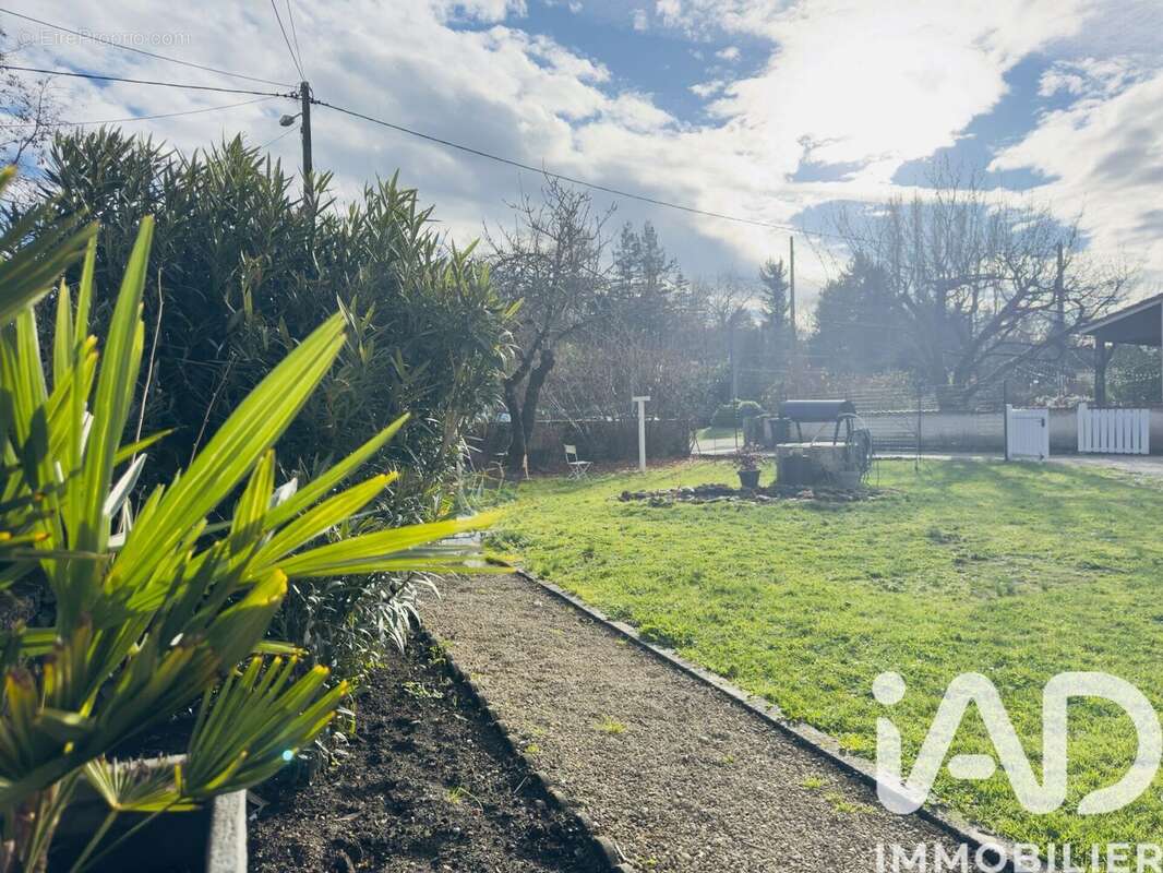 Photo 4 - Maison à LA COURONNE