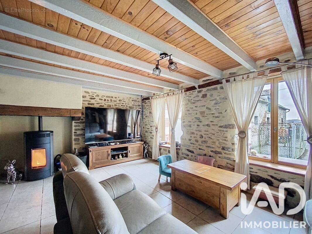 Photo 1 - Maison à LA MOTTE