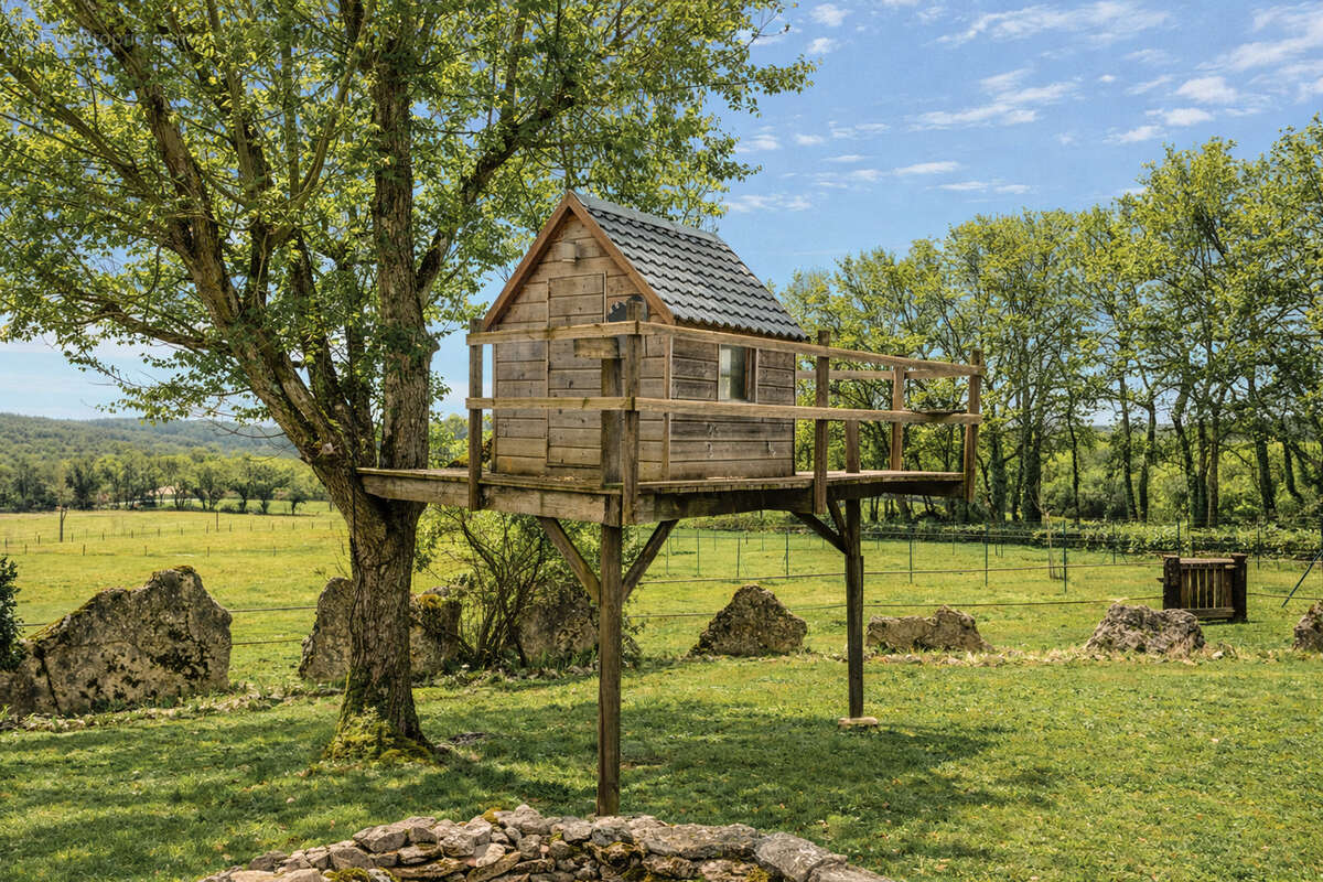 Propriété de campagne avec gîte, écuries et dépendances - photo 12