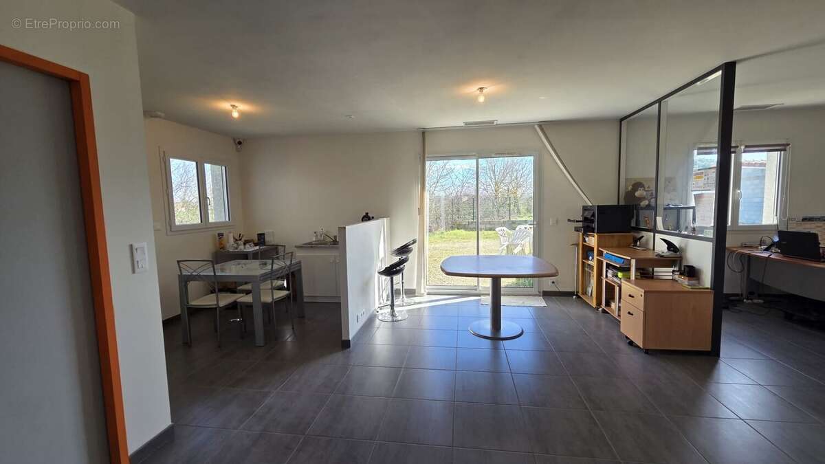 Maison à CINTEGABELLE