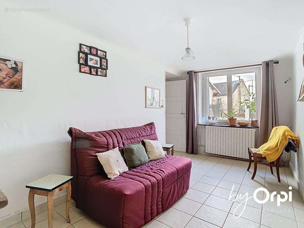 Maison à CHATEAU-SUR-CHER