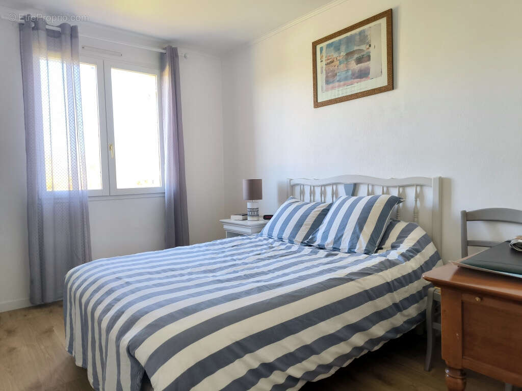 Maison à TOUR-EN-BESSIN