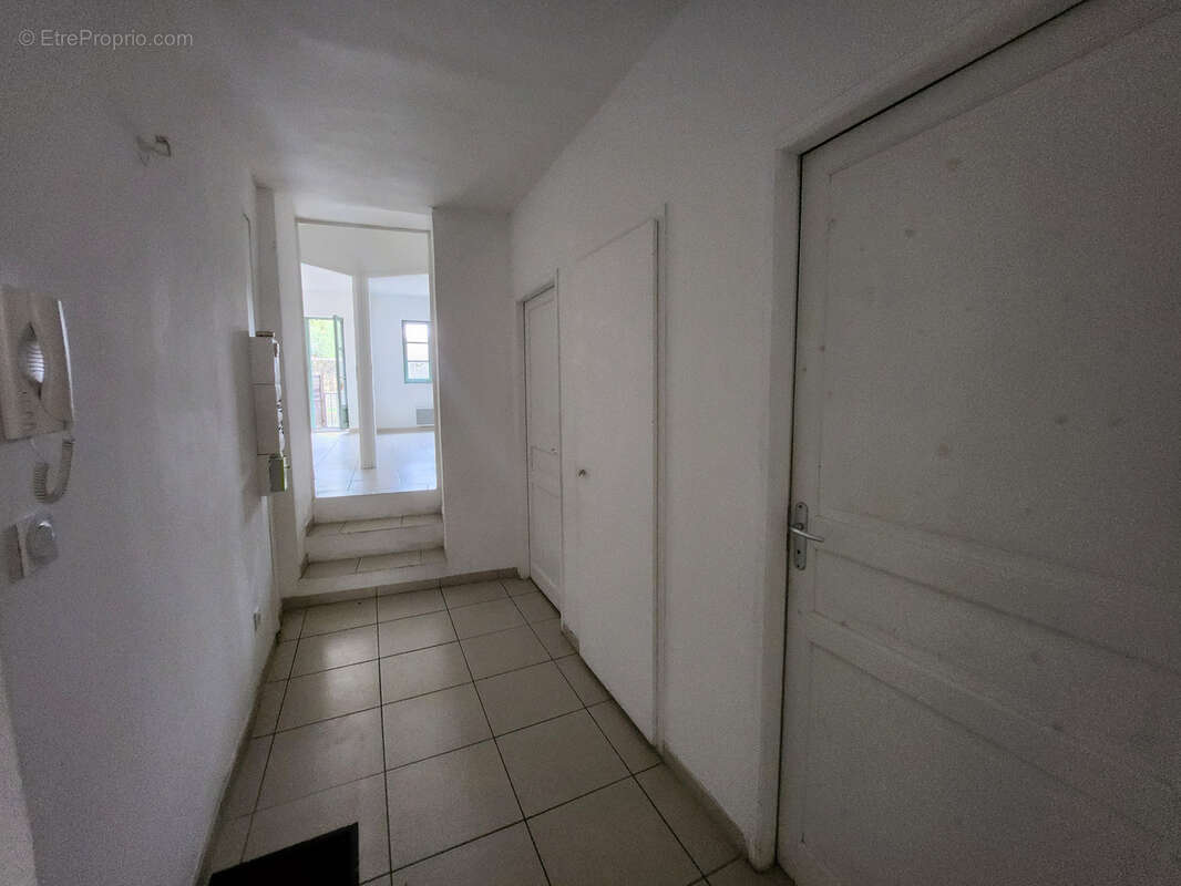 Appartement à UZES