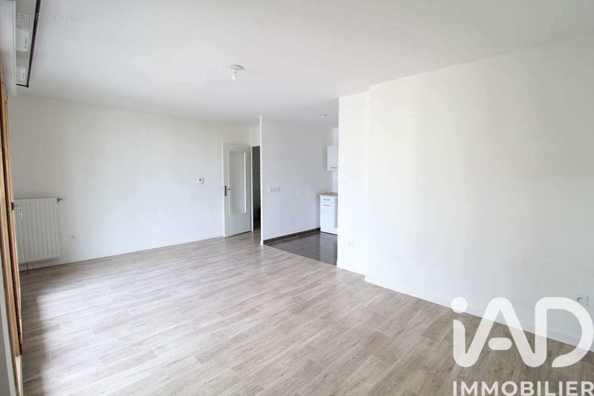 Photo 2 - Appartement à CORMEILLES-EN-PARISIS