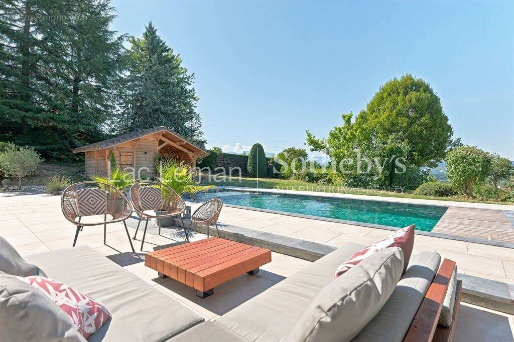Villa Contemporaine d'Exception avec 4 Chambres en Suite - photo 16