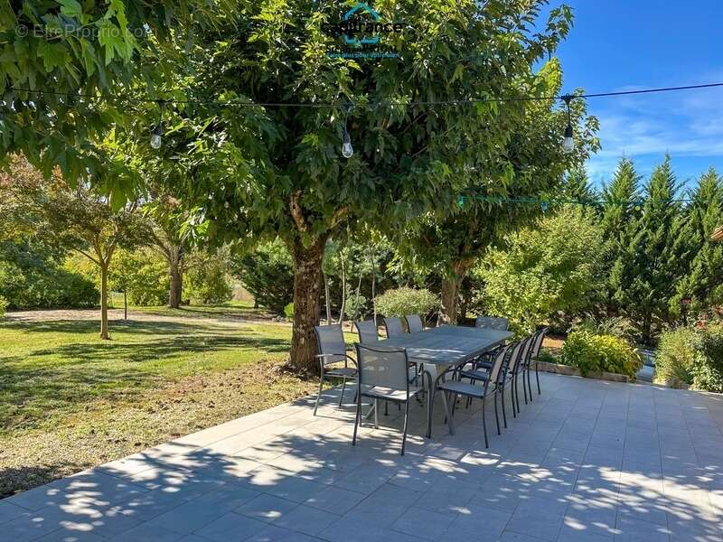 Maison à SAINT-SYLVESTRE-SUR-LOT