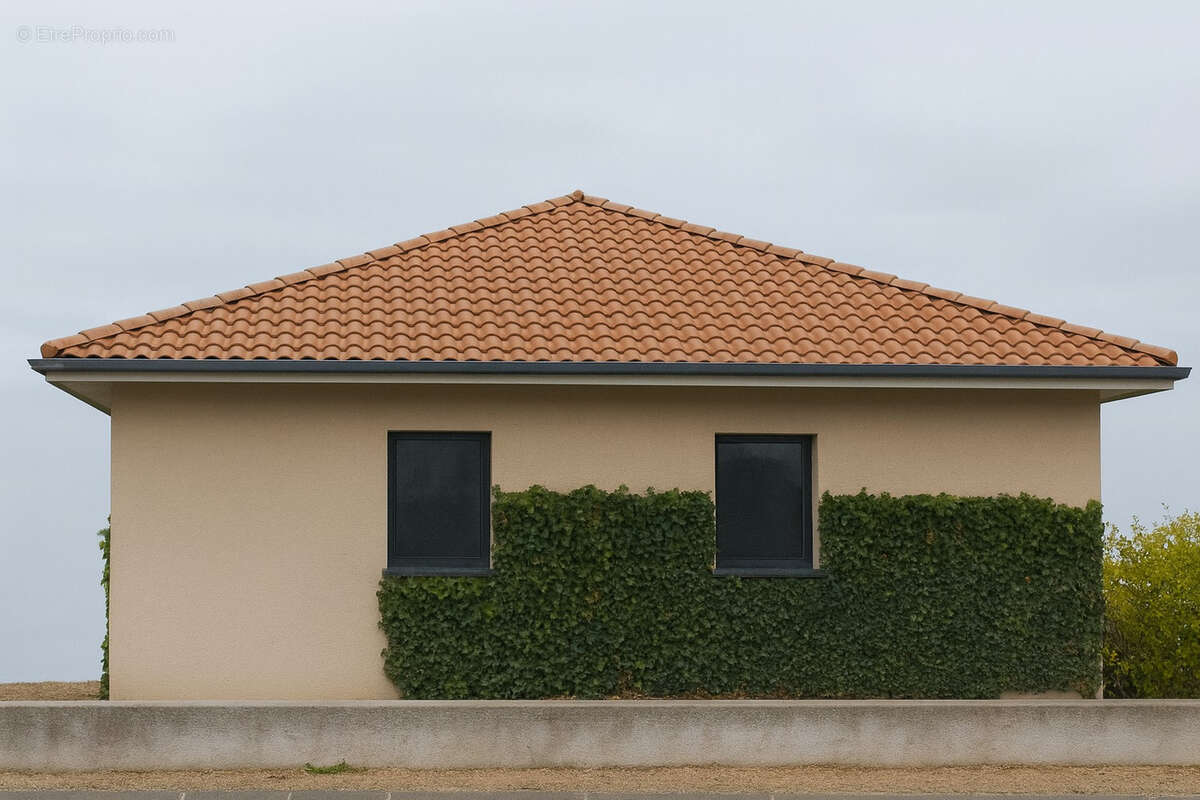 Maison à VAILHAUQUES
