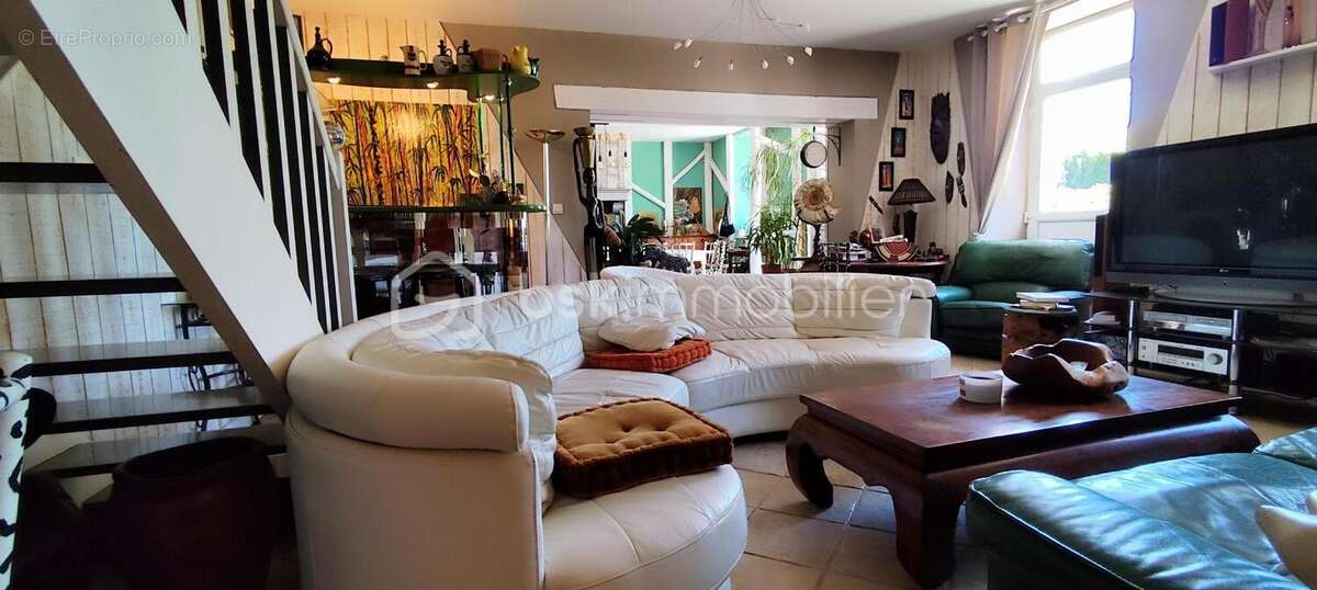 Maison à TORCE-VIVIERS-EN-CHARNIE