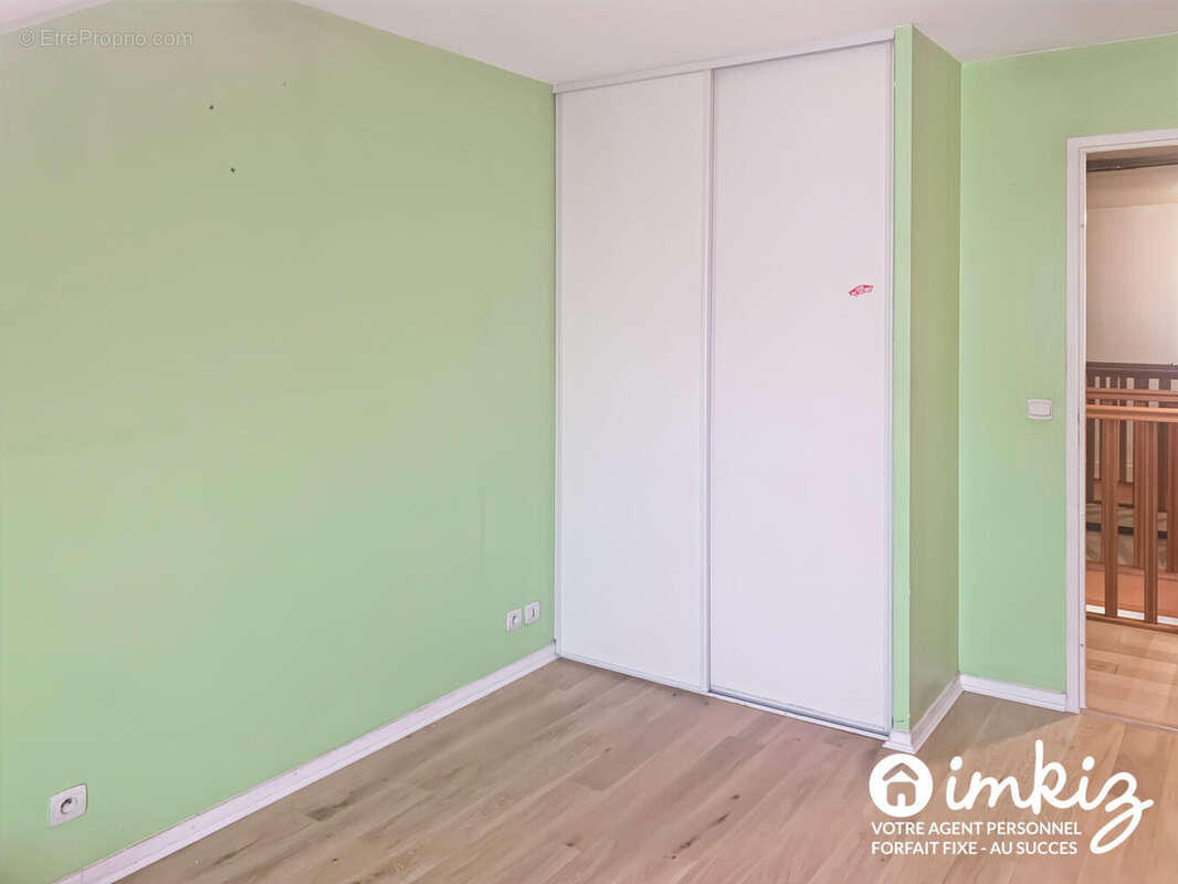 Émerainville Gare (7 min) – Duplex "Esprit Maison" - photo 9