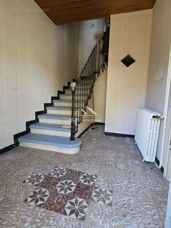 Maison à BOISSET-ET-GAUJAC