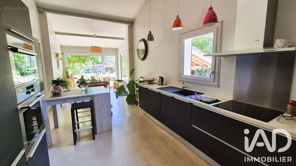 Maison 149 m² à Sauveterre-De-Guyenne  - photo 8
