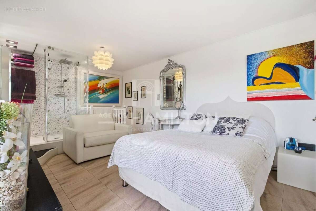 Appartement à VALBONNE