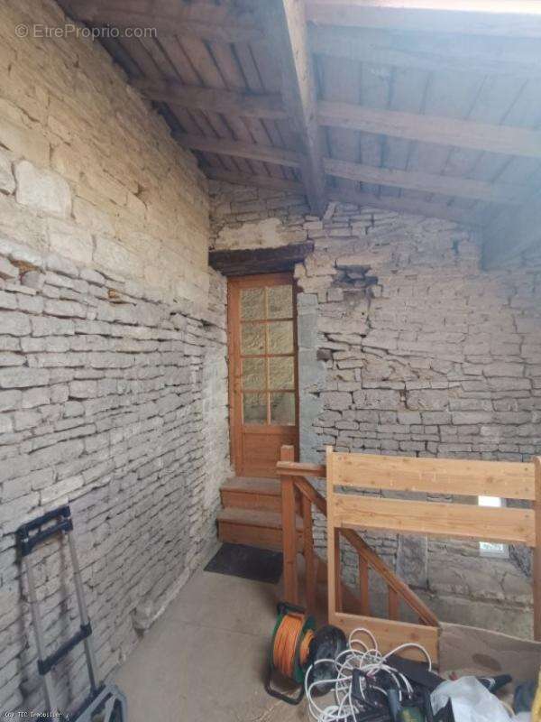 Maison à TONNAY-BOUTONNE