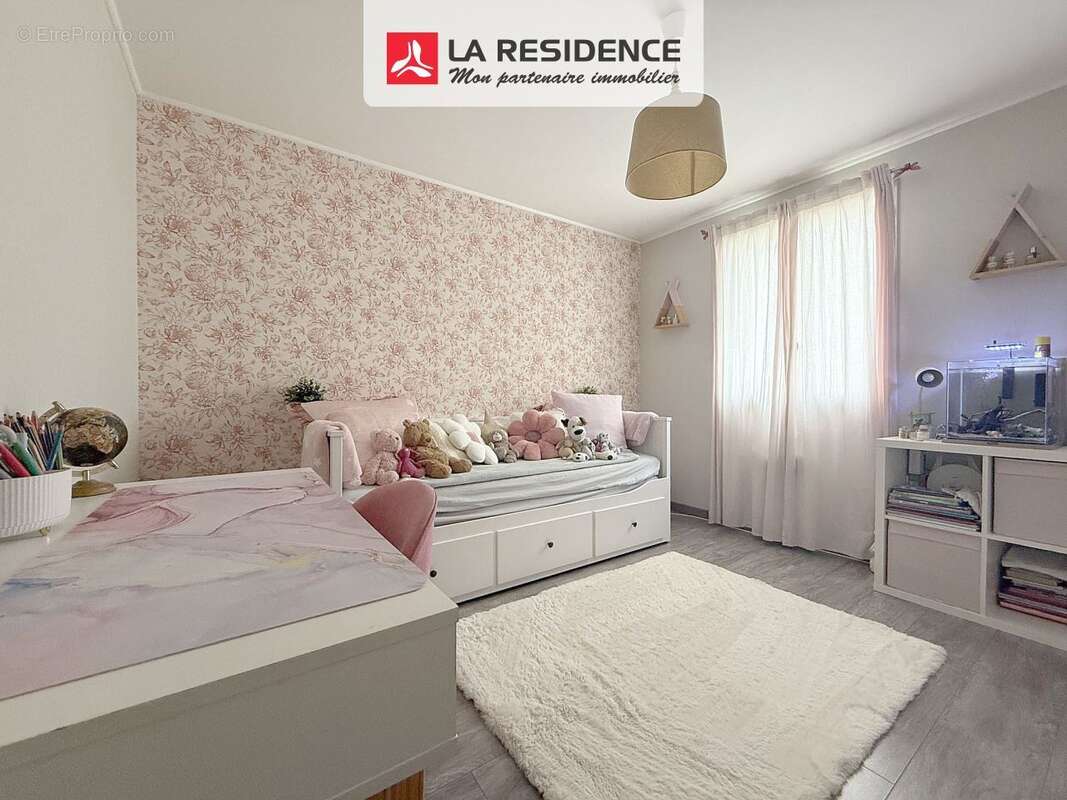 Maison à FRENEUSE