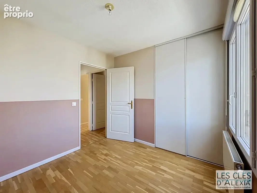 EXCLUSIVITÉ – T4 avec balcon et cave – Villeurbanne - photo 9