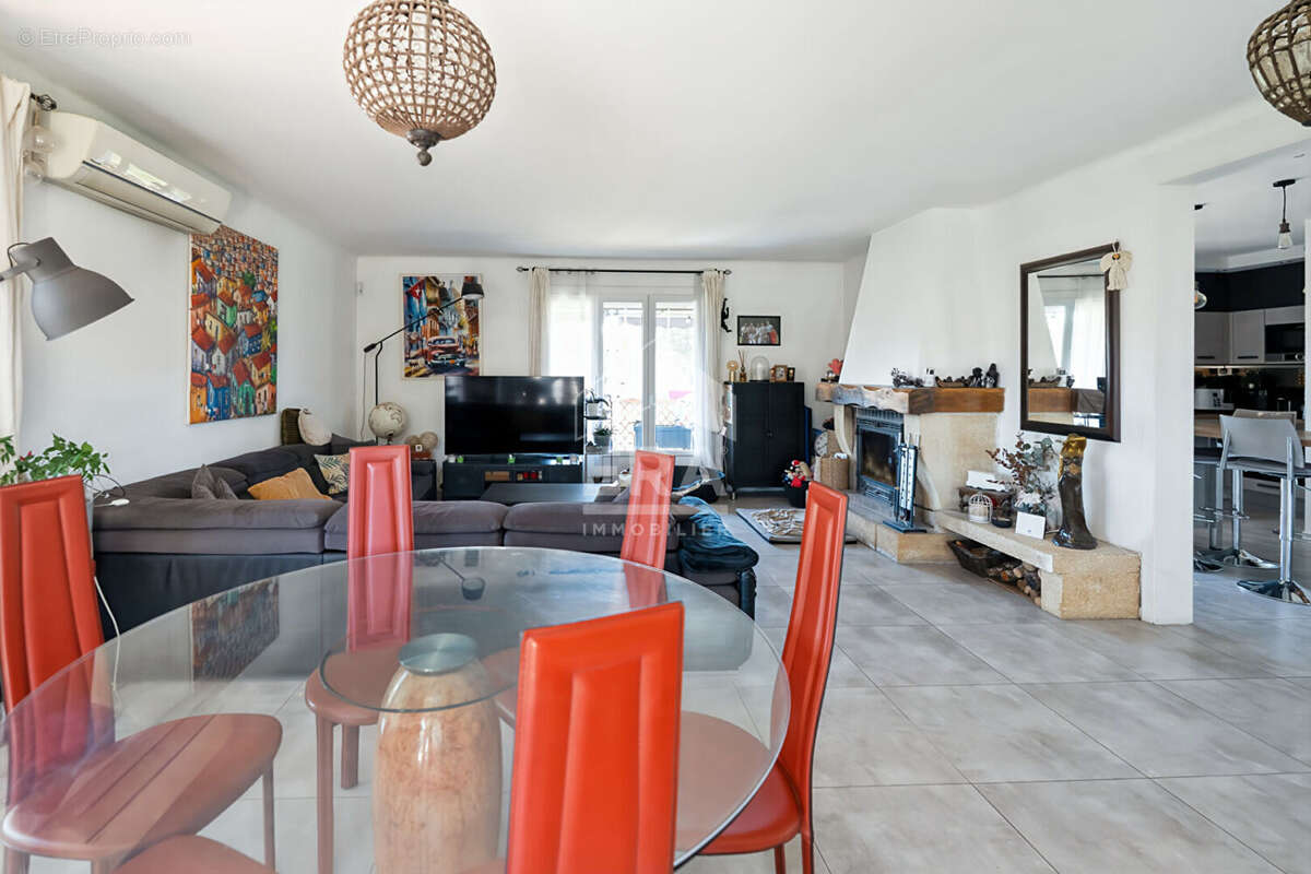 Maison à BOUC-BEL-AIR