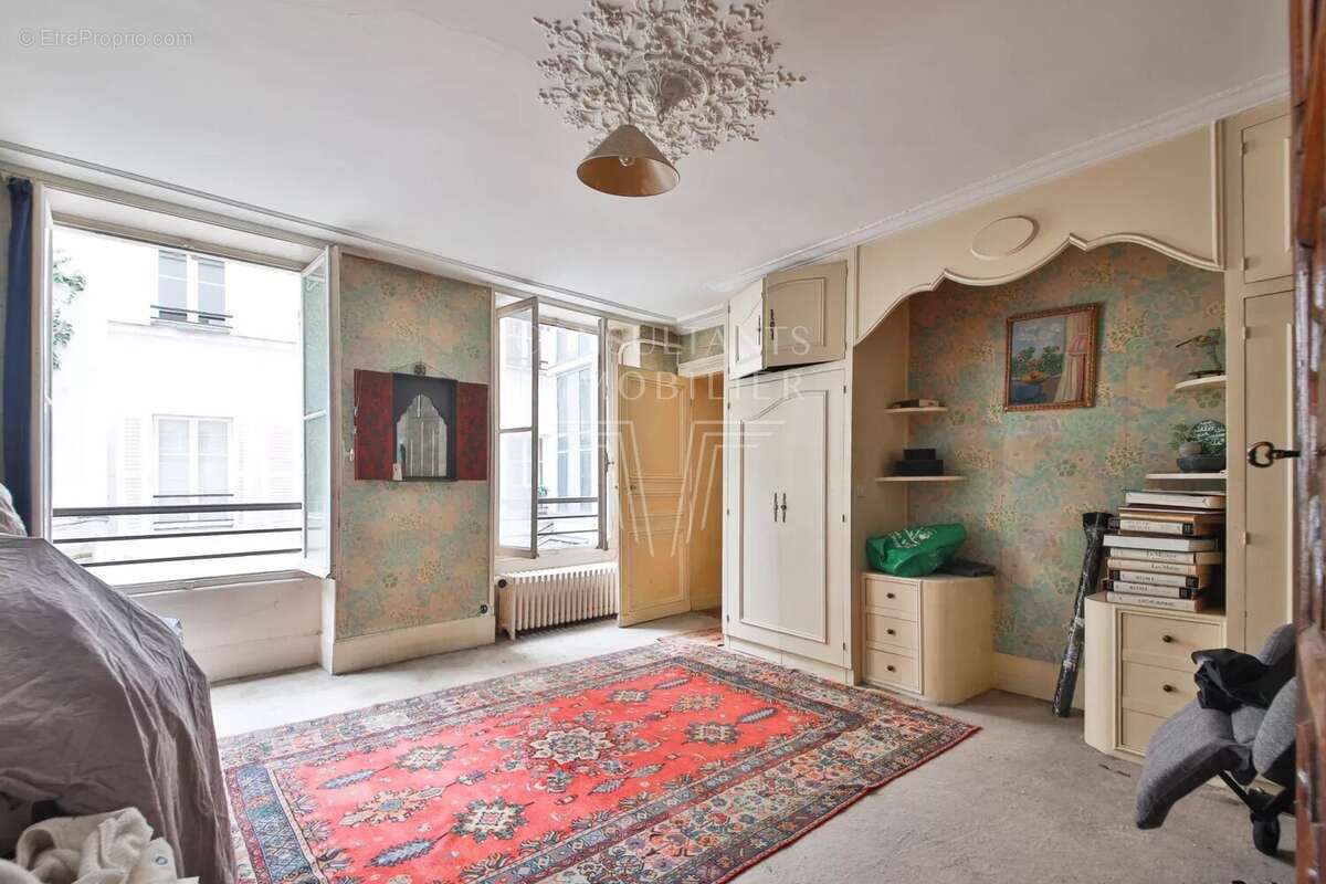 Appartement à PARIS-6E
