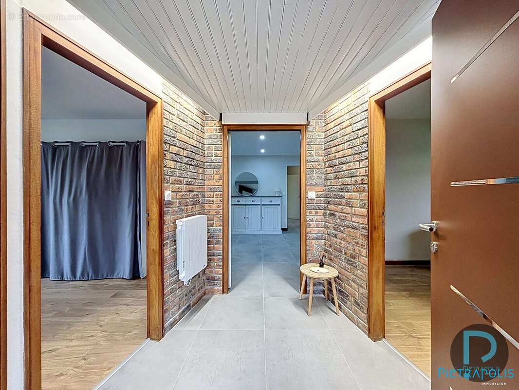Appartement à VONNAS