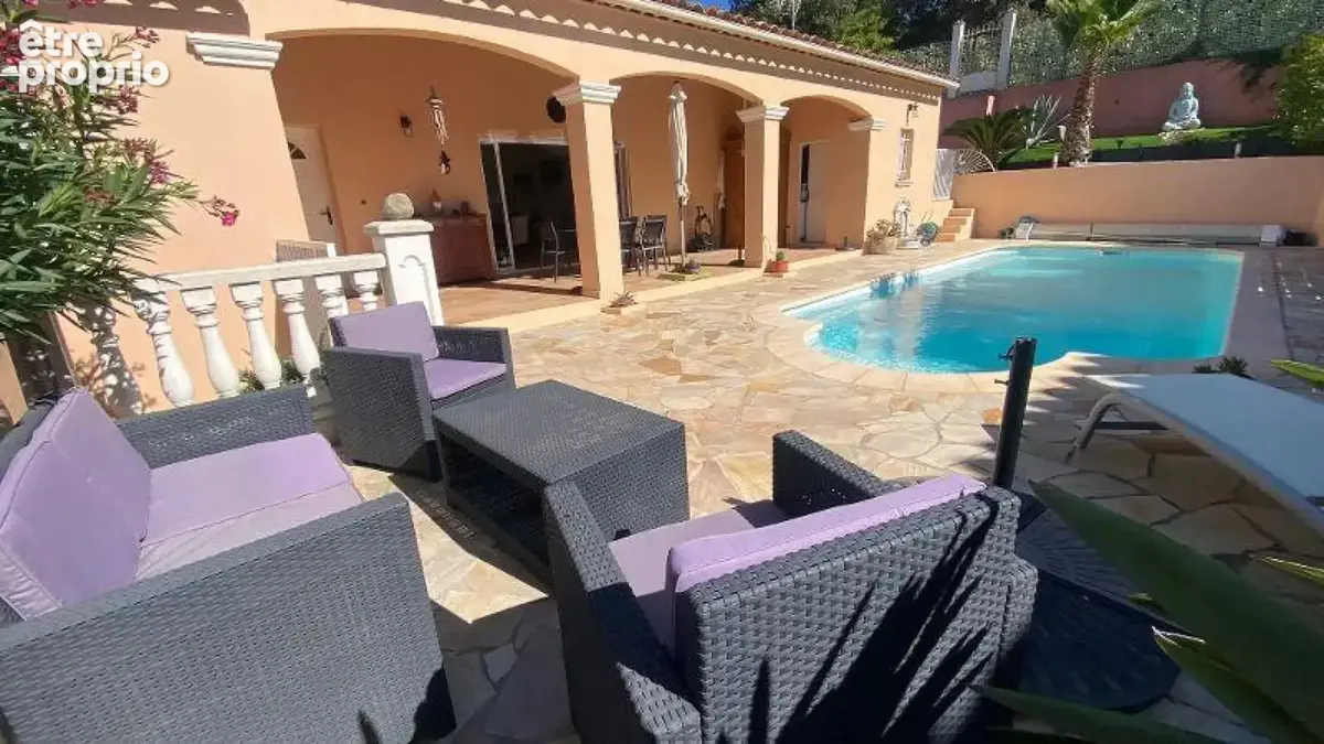 Maison à SIX-FOURS-LES-PLAGES