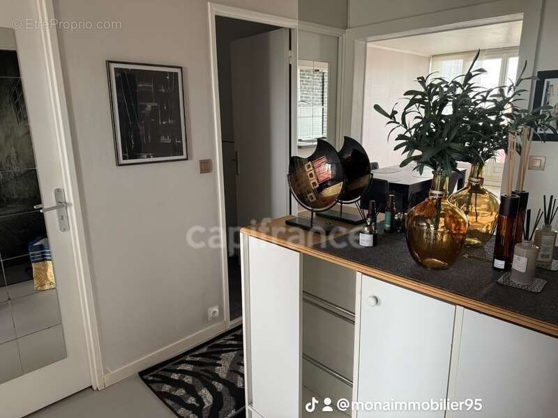 Appartement 4 pièces lumineux/3 chambres/ 80m2/parking et cave -EAUBONNE (95160) - photo 4