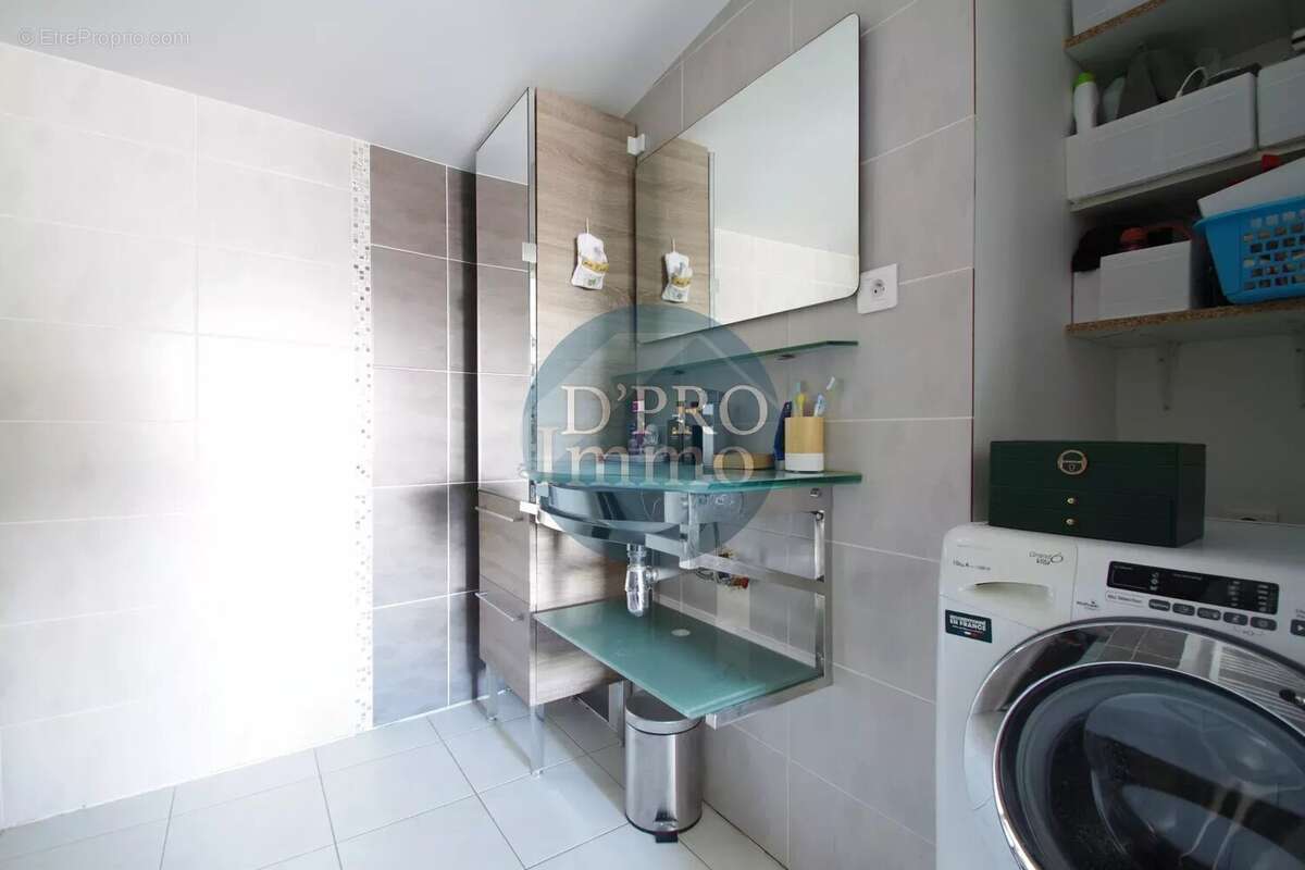 Appartement à SAINT-SEBASTIEN-SUR-LOIRE