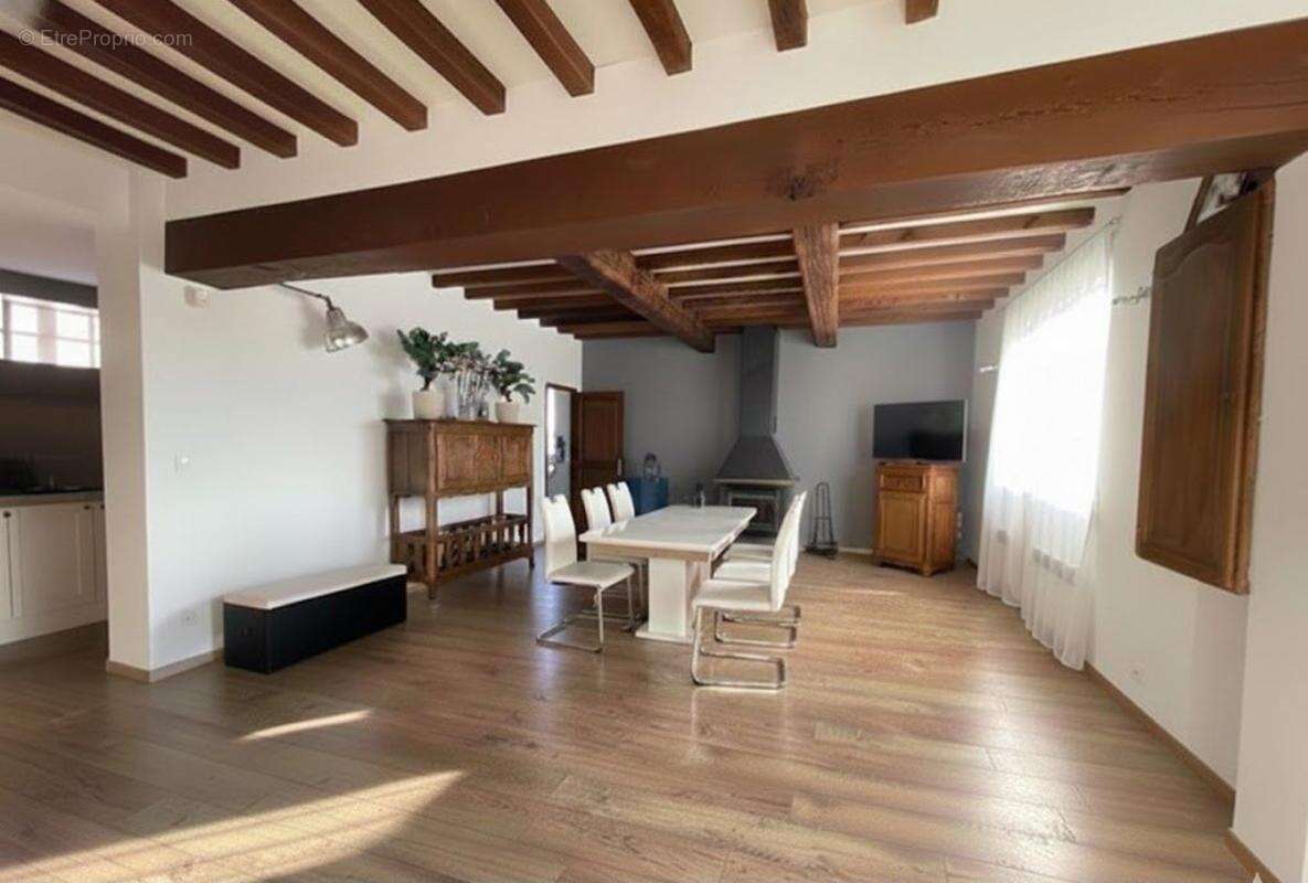 Maison à POMMEREUIL
