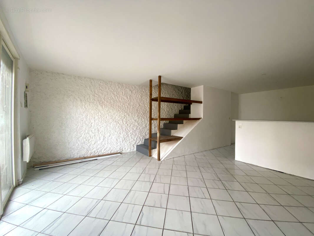 Appartement à VIAS