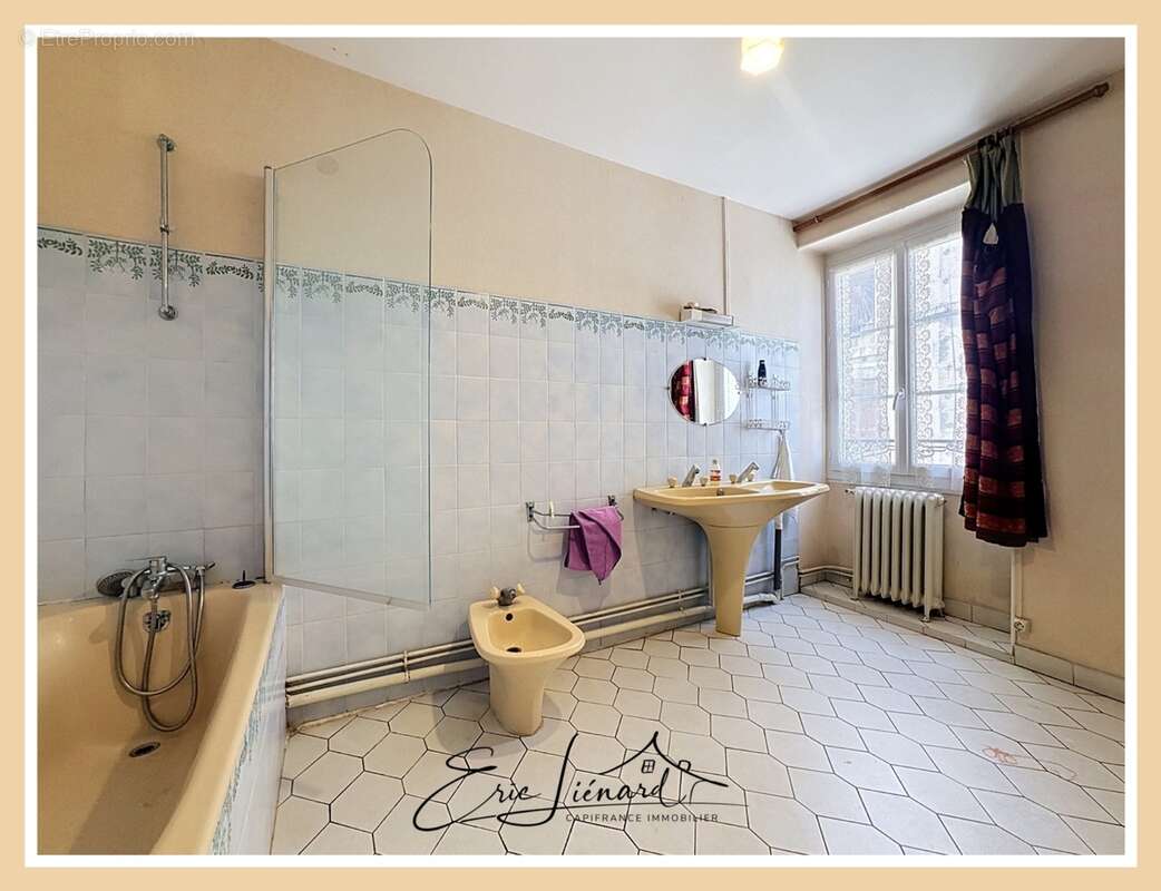 Maison à vendre 8 pièces SAINT MAIXENT L'ECOLE (79) - photo 15
