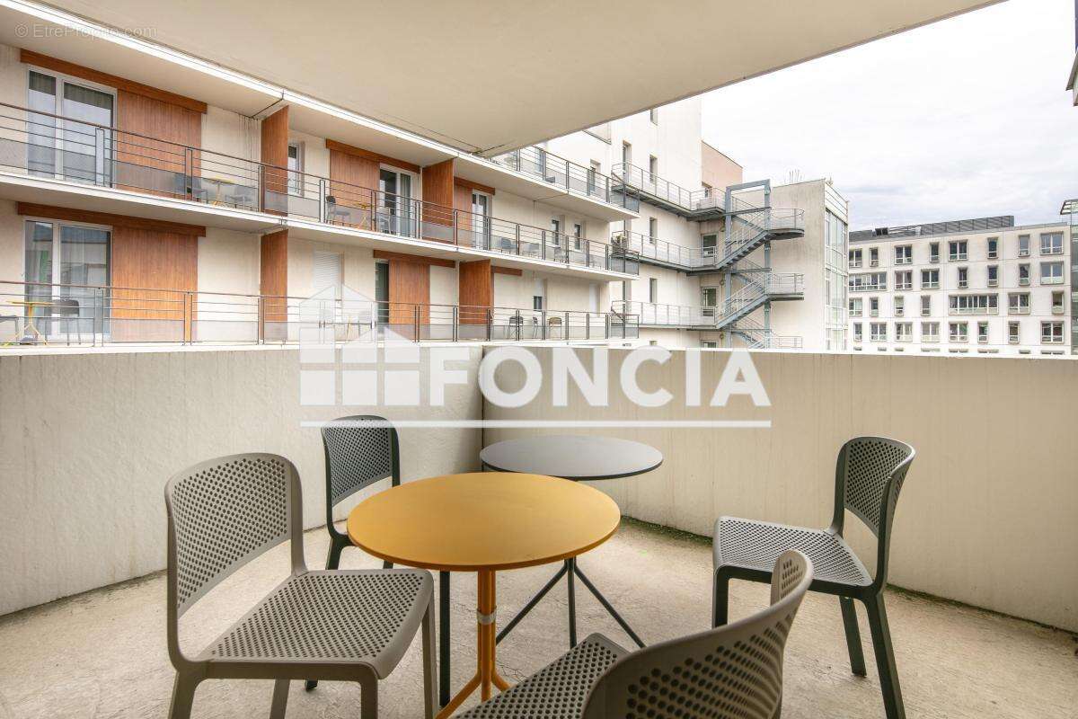 Vente - Appartement en résidence services - 3 pièces - 52,38 m² - photo 12