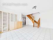 Appartement à MARENNES