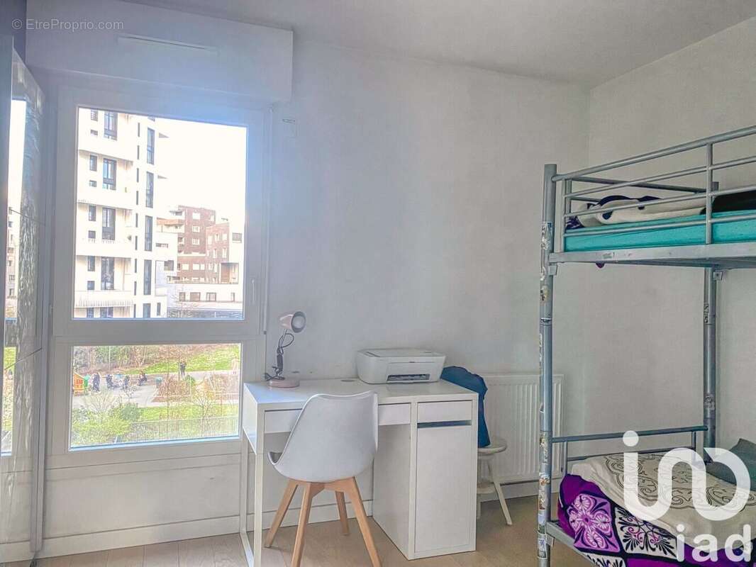 Photo 8 - Appartement à ASNIERES-SUR-SEINE